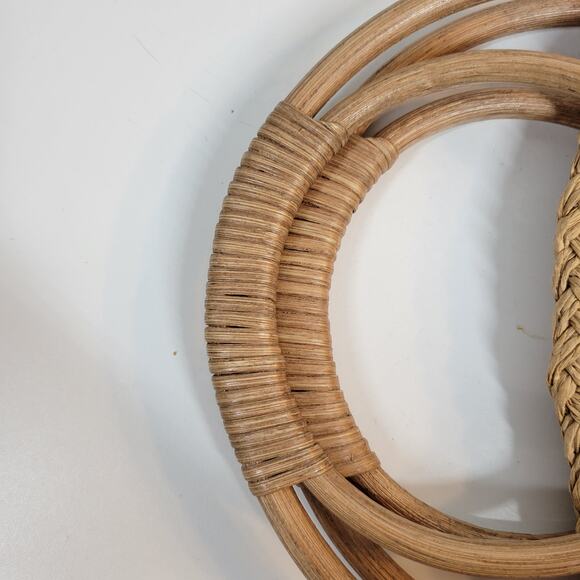 VINTAGE Woven Wooden Cinch Bag Brown Circle Handmade Rattan Summer‎ Beach Bag - Picture 13 of 14